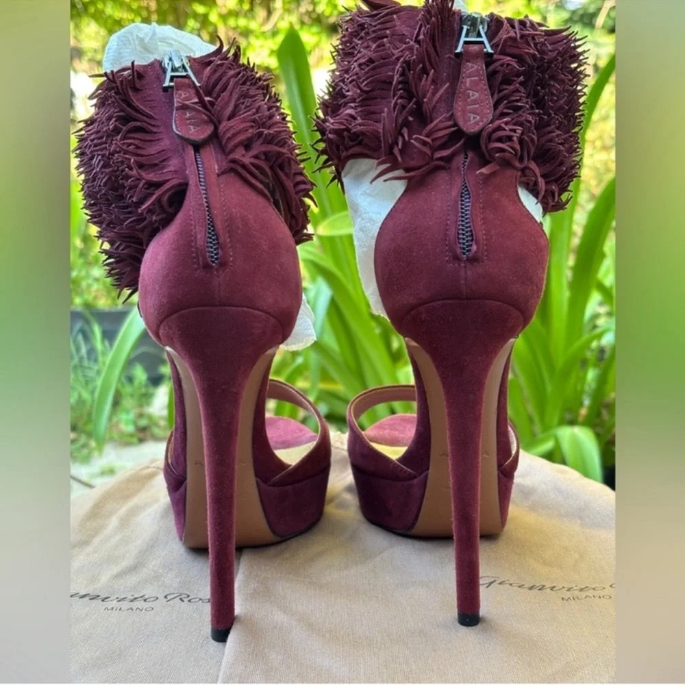 NWOT Alaia burgundy fringe cuff suede sandals platform heels ankle straps - Picture 7 of 9
